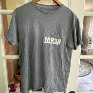 PacSun Gray Short Sleeve Tee with Japan Graphic